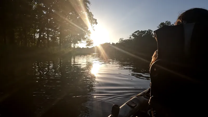 Water & surroundings — kayaklakeview5